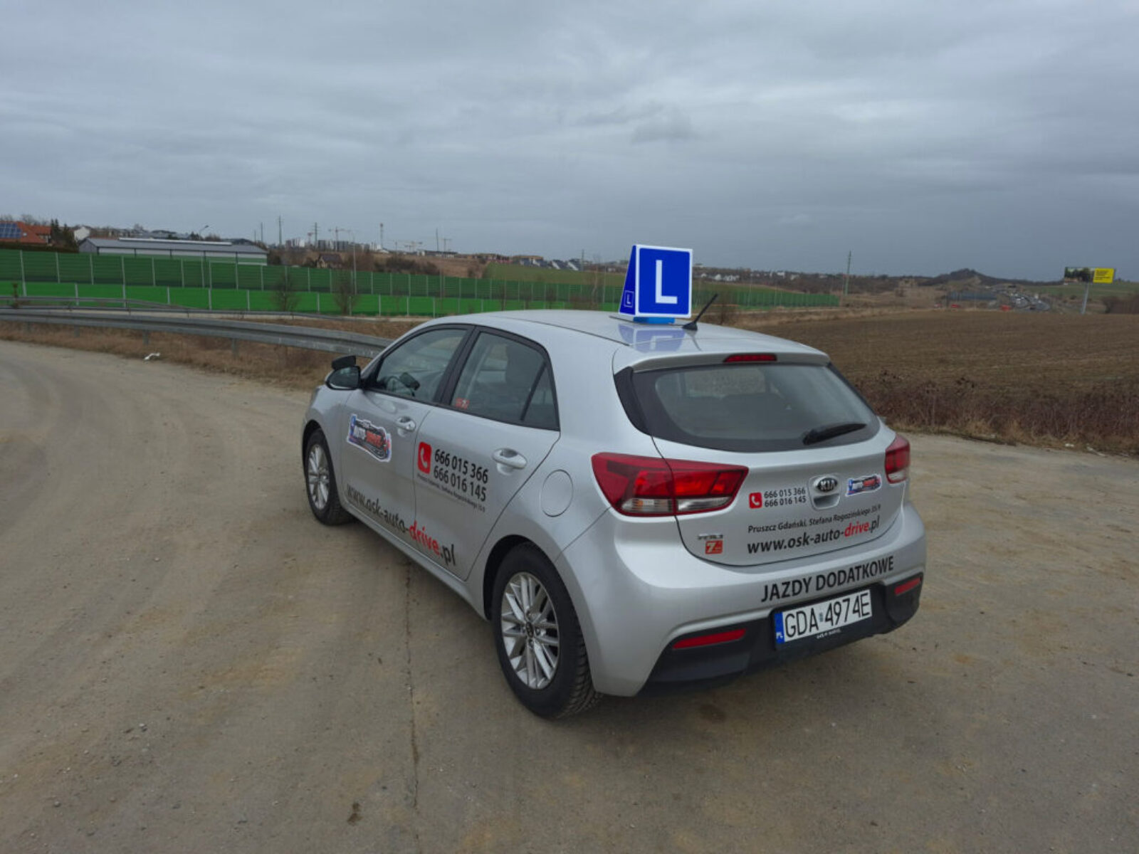 Samochód Kia Rio 1 Samochód Kia Rio 1